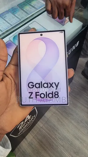 New Samsung Galaxy Z Fold8 256 GB Gold