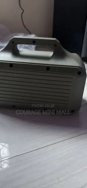 1000w Solar Generator/ Portable Power Station