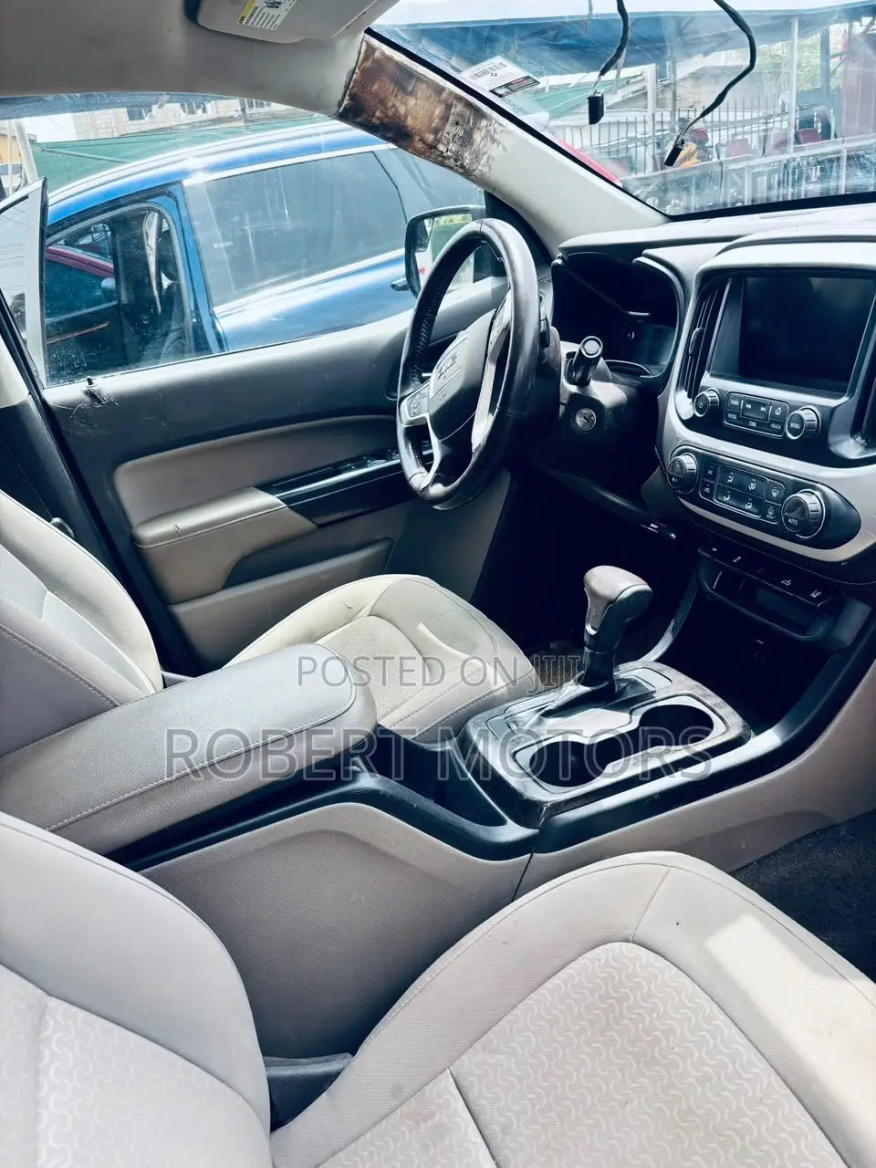 GMC Canyon 2018 Red