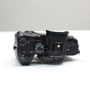 Sony A7 III + Sony FE 24-105mm F4 Lens // Like New // 8months Warranty