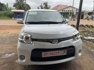 Toyota Sienta 2013 White