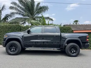 RAM 1500 TRX Crew Cab 4WD SB 2023 Black