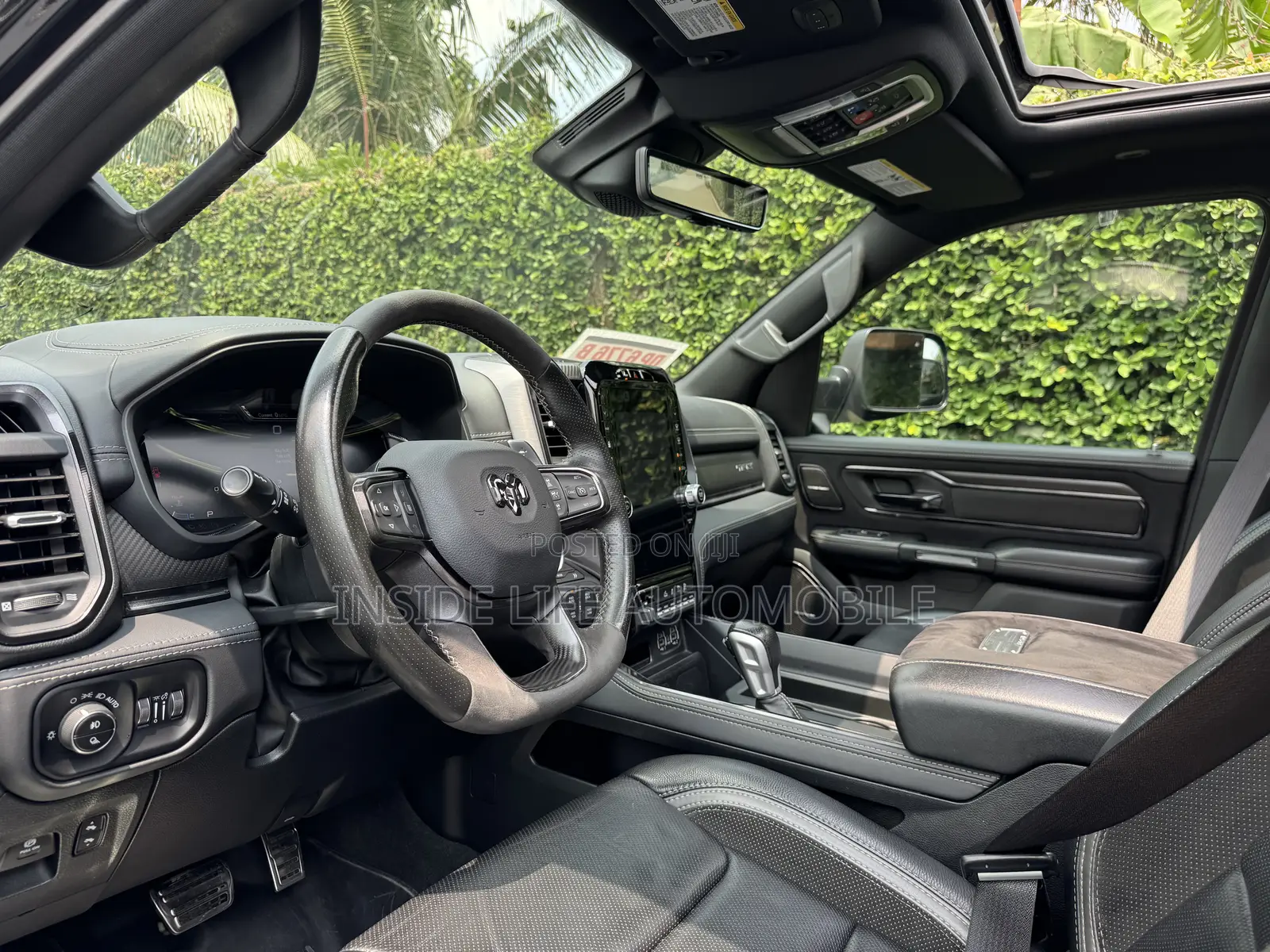 RAM 1500 TRX Crew Cab 4WD SB 2023 Black