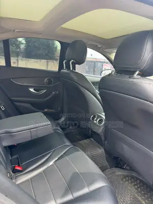 Mercedes-Benz C300 Sport 4Matic Sedan AWD (2.0L 4cyll 7A) 2016 Black