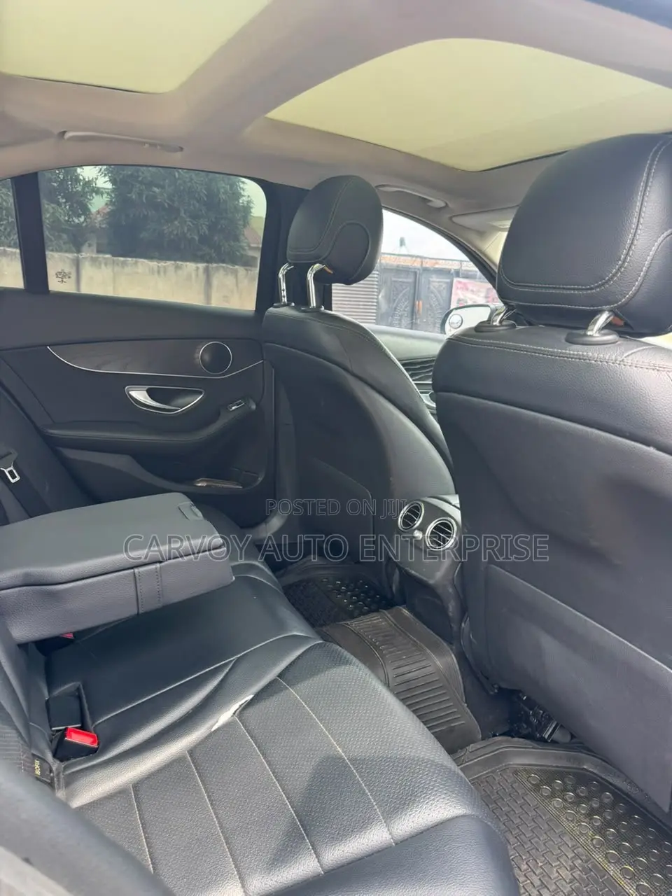 Mercedes-Benz C300 Sport 4Matic Sedan AWD (2.0L 4cyll 7A) 2016 Black