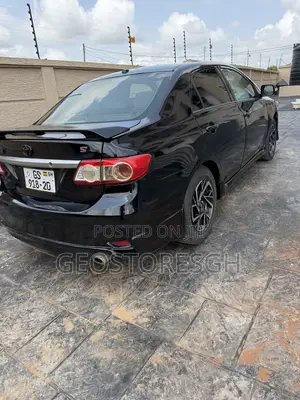 Toyota Corolla 2012 Black