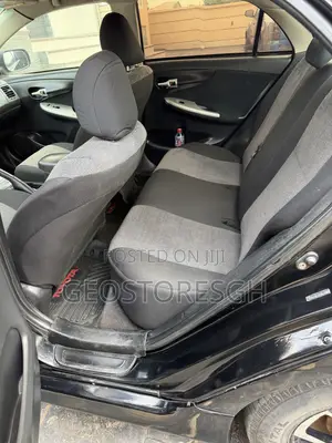 Toyota Corolla 2012 Black