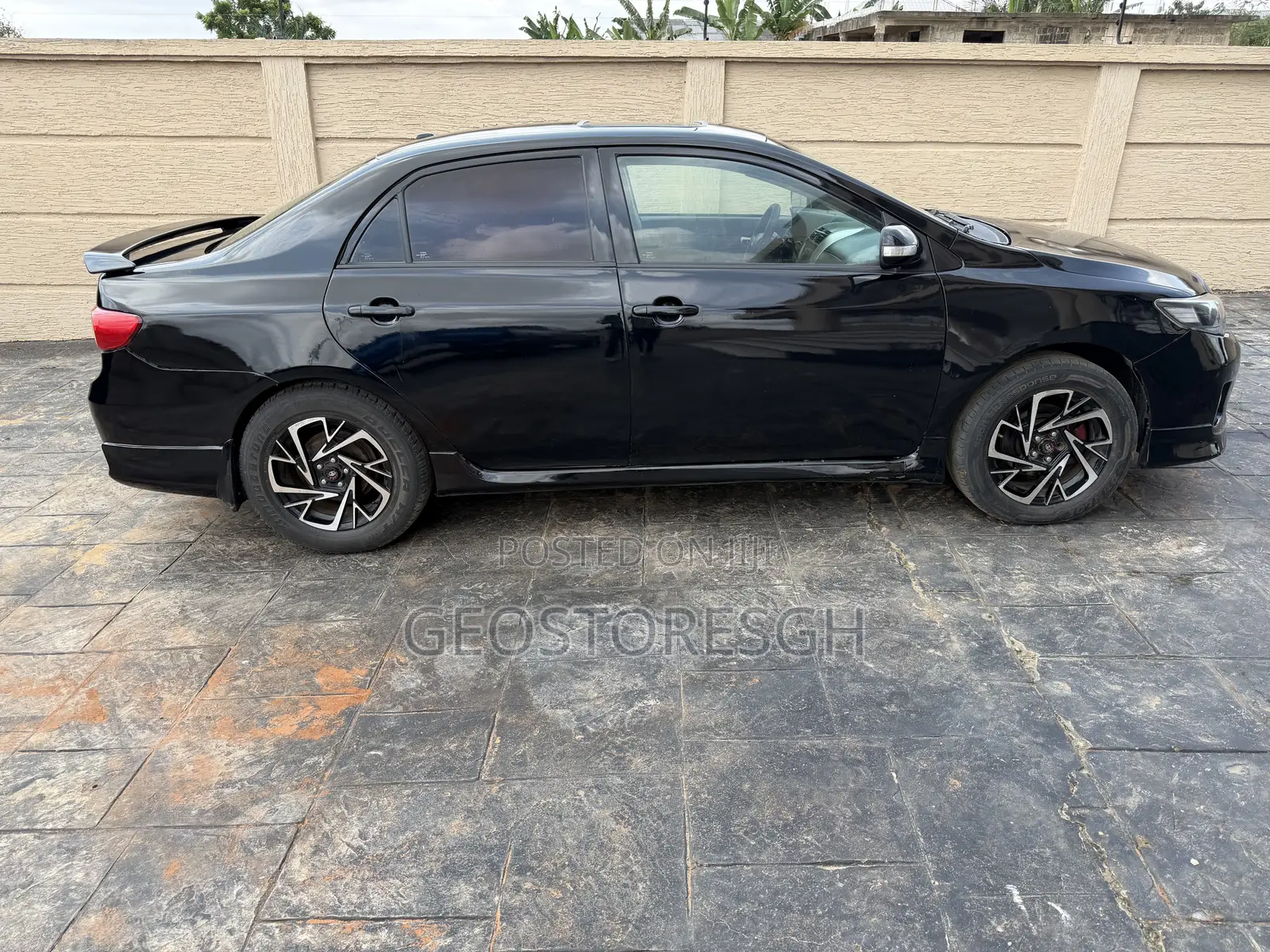 Toyota Corolla 2012 Black