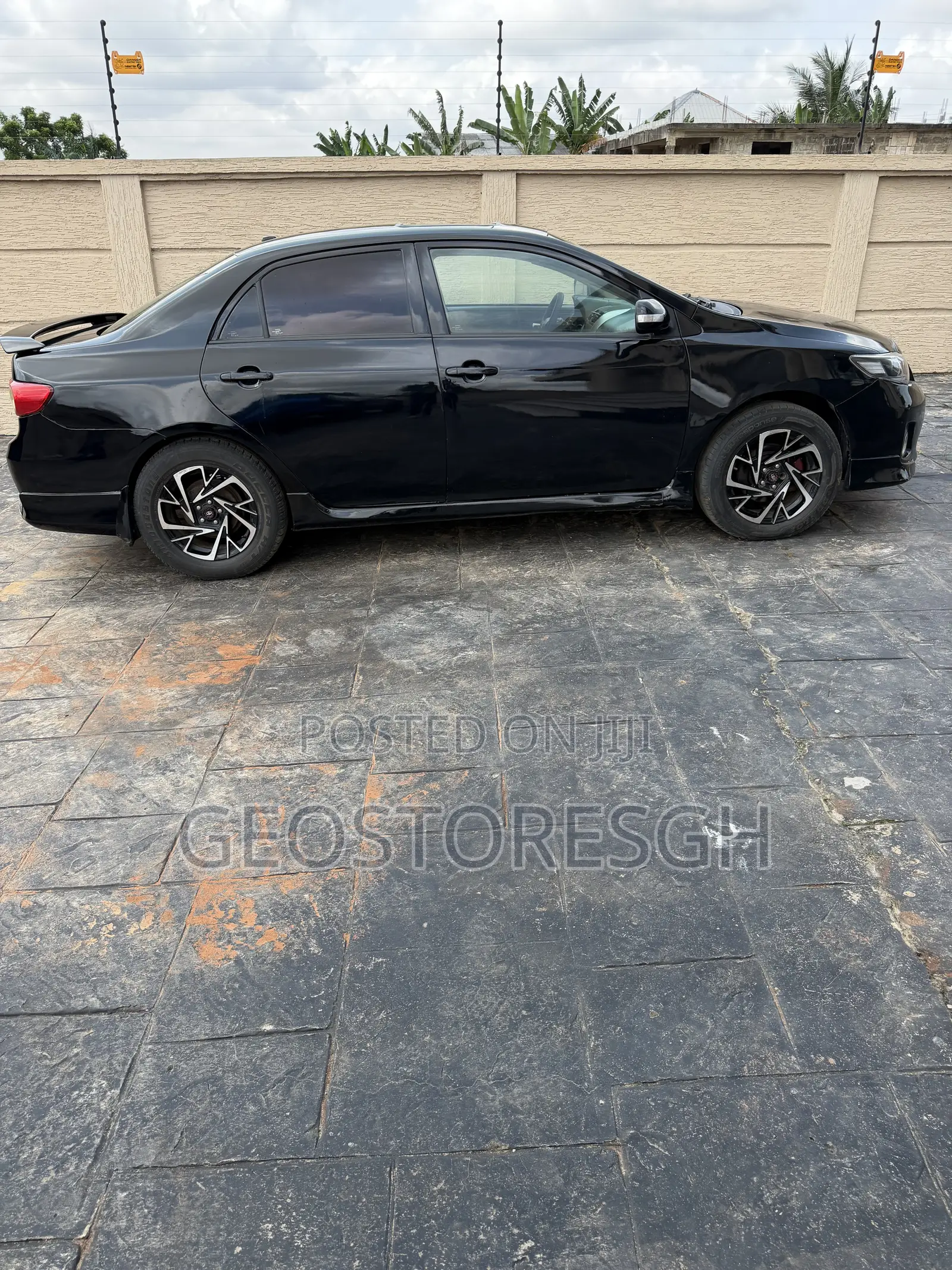 Toyota Corolla 2012 Black