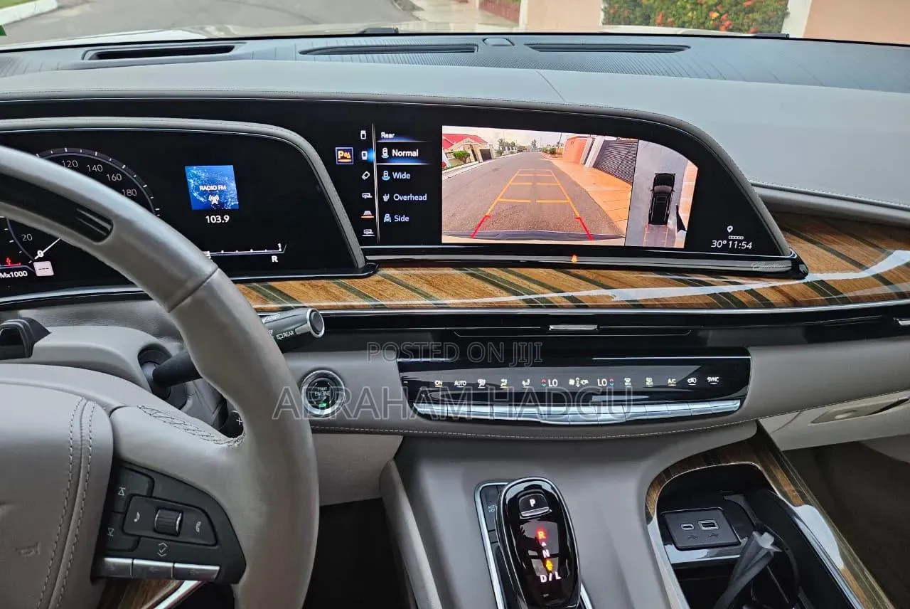 Cadillac Escalade 2021 Silver