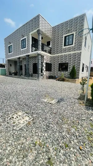 Furnished 6bdrm Duplex in Ablekuma Afuaman, Pentecost for sale