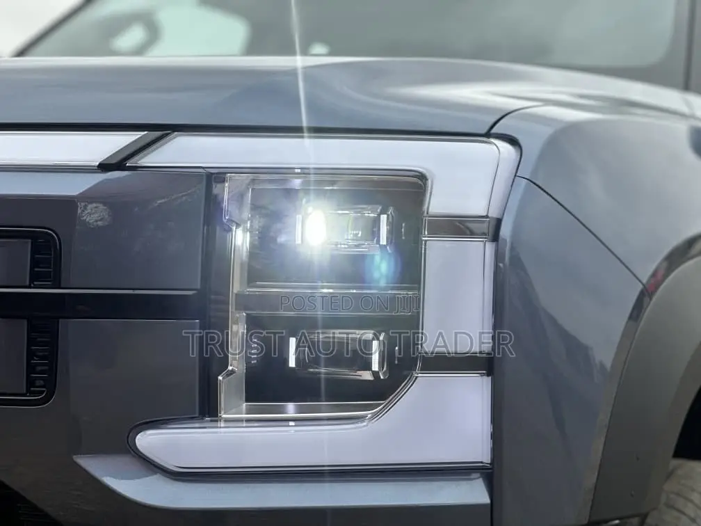 New BYD Shark 6 Shark Pickup 2026 Blue