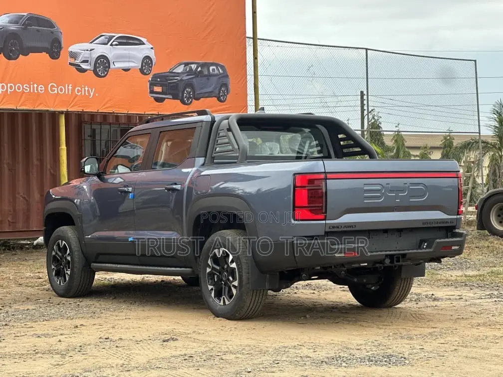 New BYD Shark 6 Shark Pickup 2026 Blue