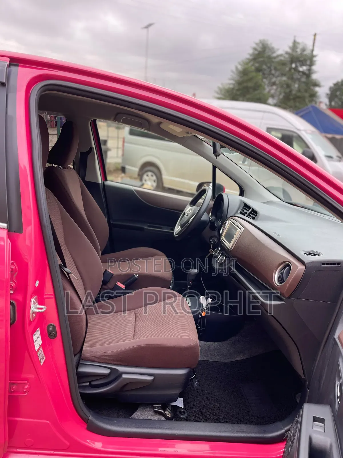 Toyota Vitz 2012 Pink