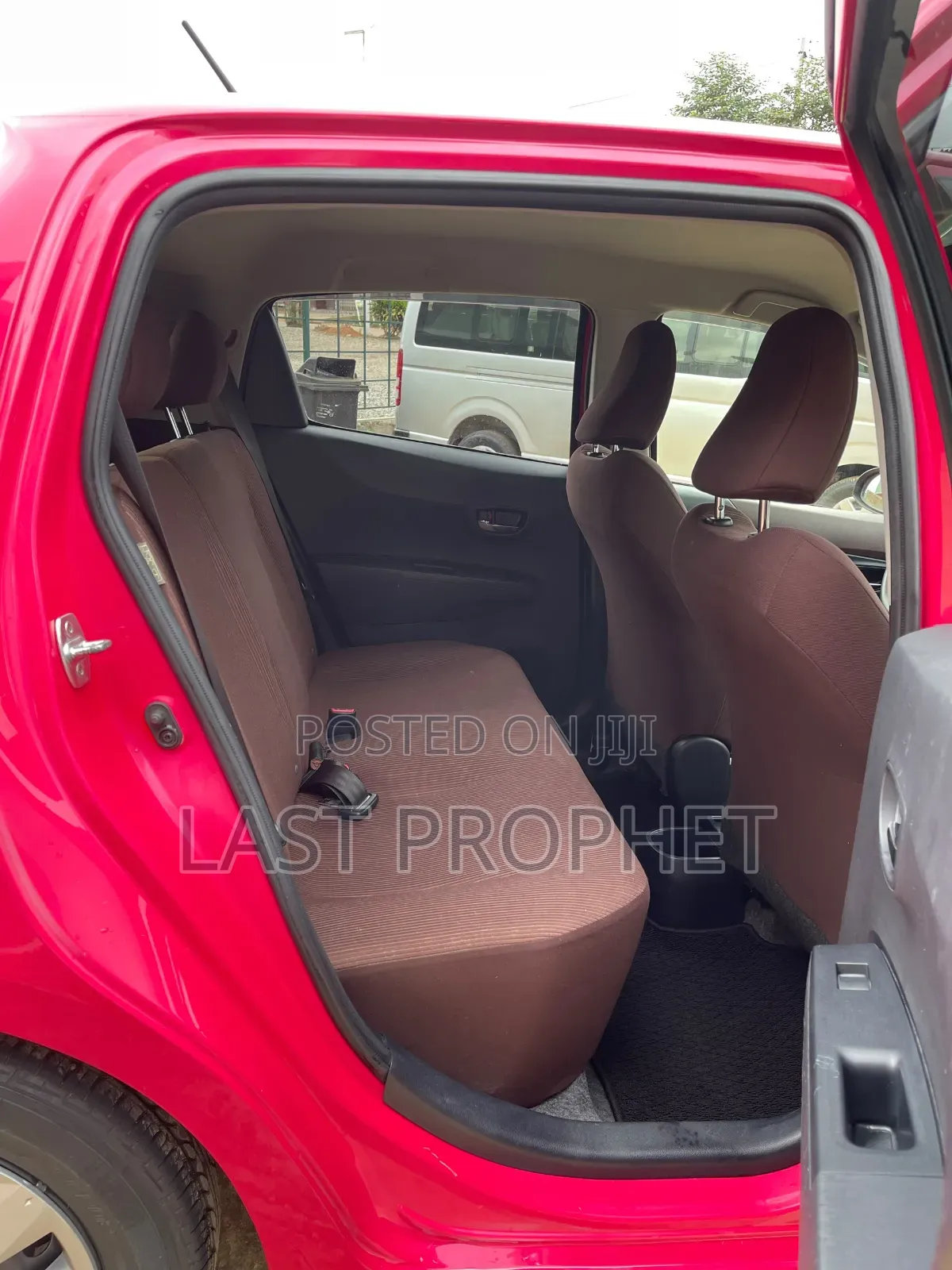 Toyota Vitz 2012 Pink