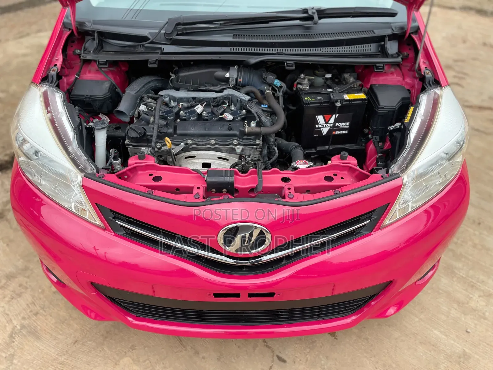 Toyota Vitz 2012 Pink