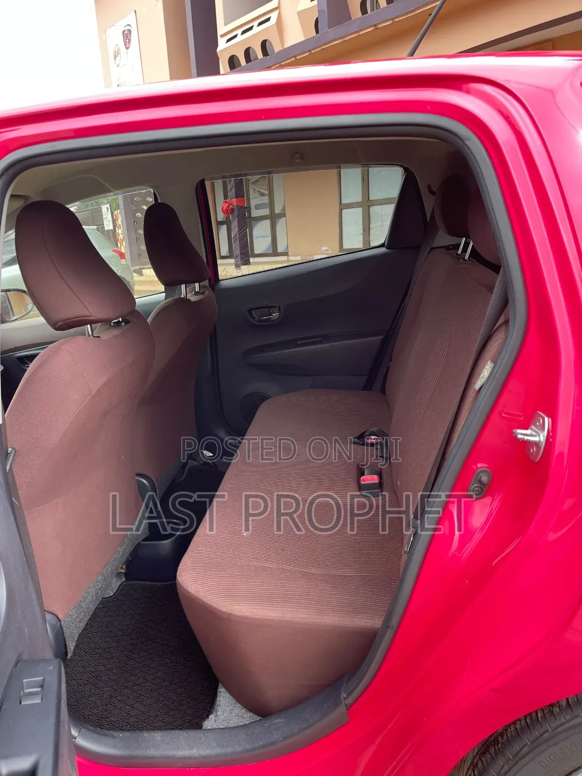 Toyota Vitz 2012 Pink