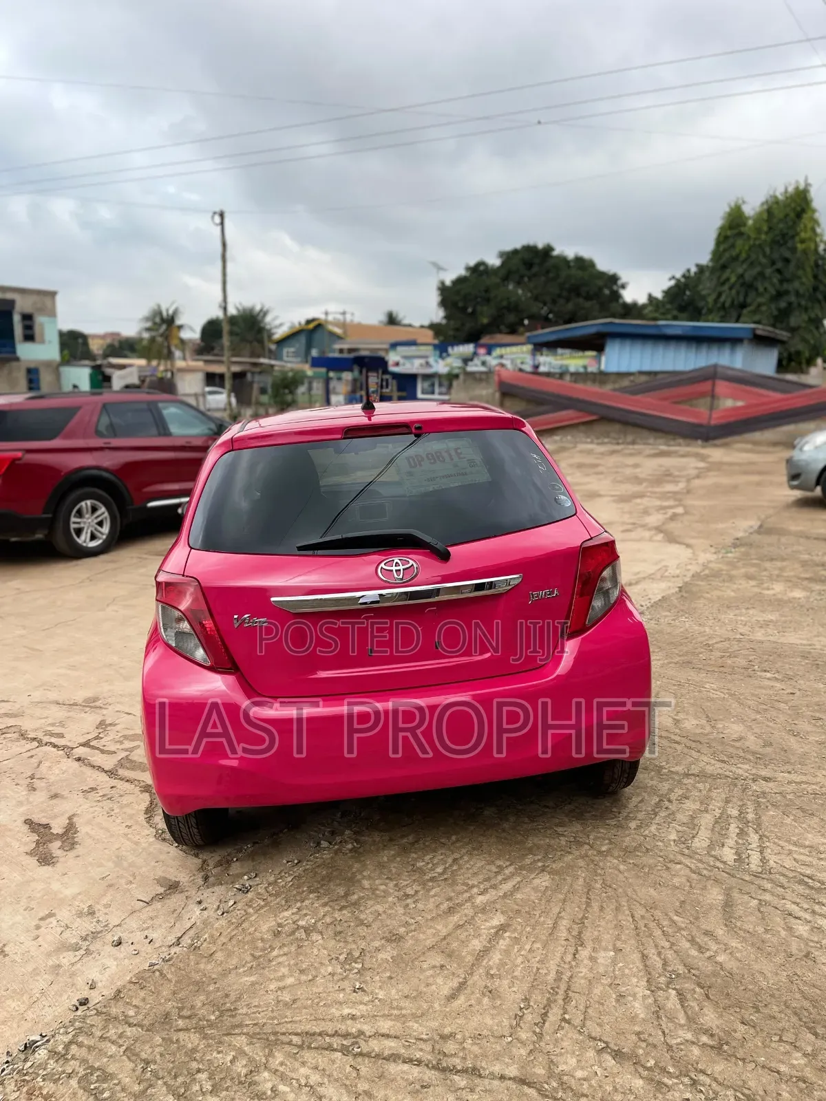 Toyota Vitz 2012 Pink