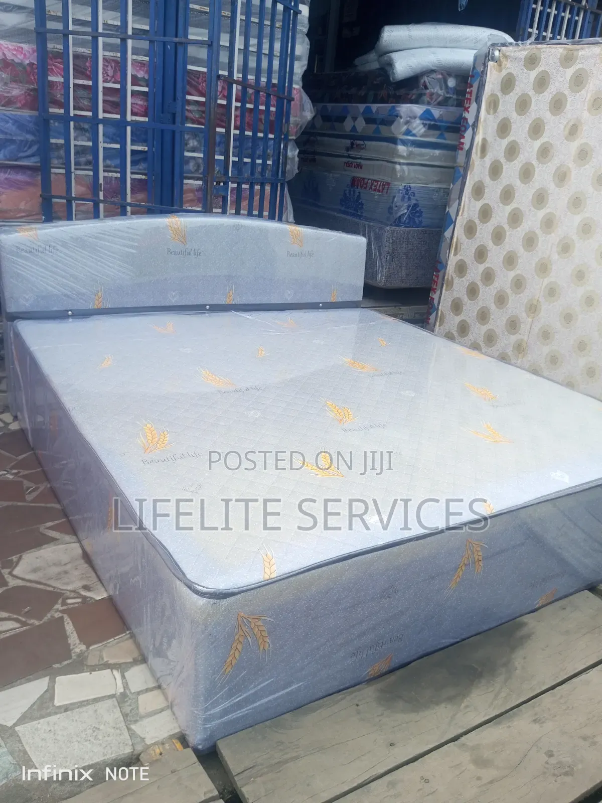 Get Foam Inbuilt Bed - Queen Size + Free Pillow
