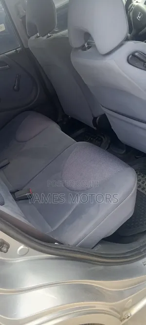 Honda Fit 2007 Gray