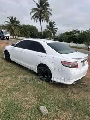 Toyota Camry SE 4dr Sedan (2.5L 4cyl 6AM) 2010 White