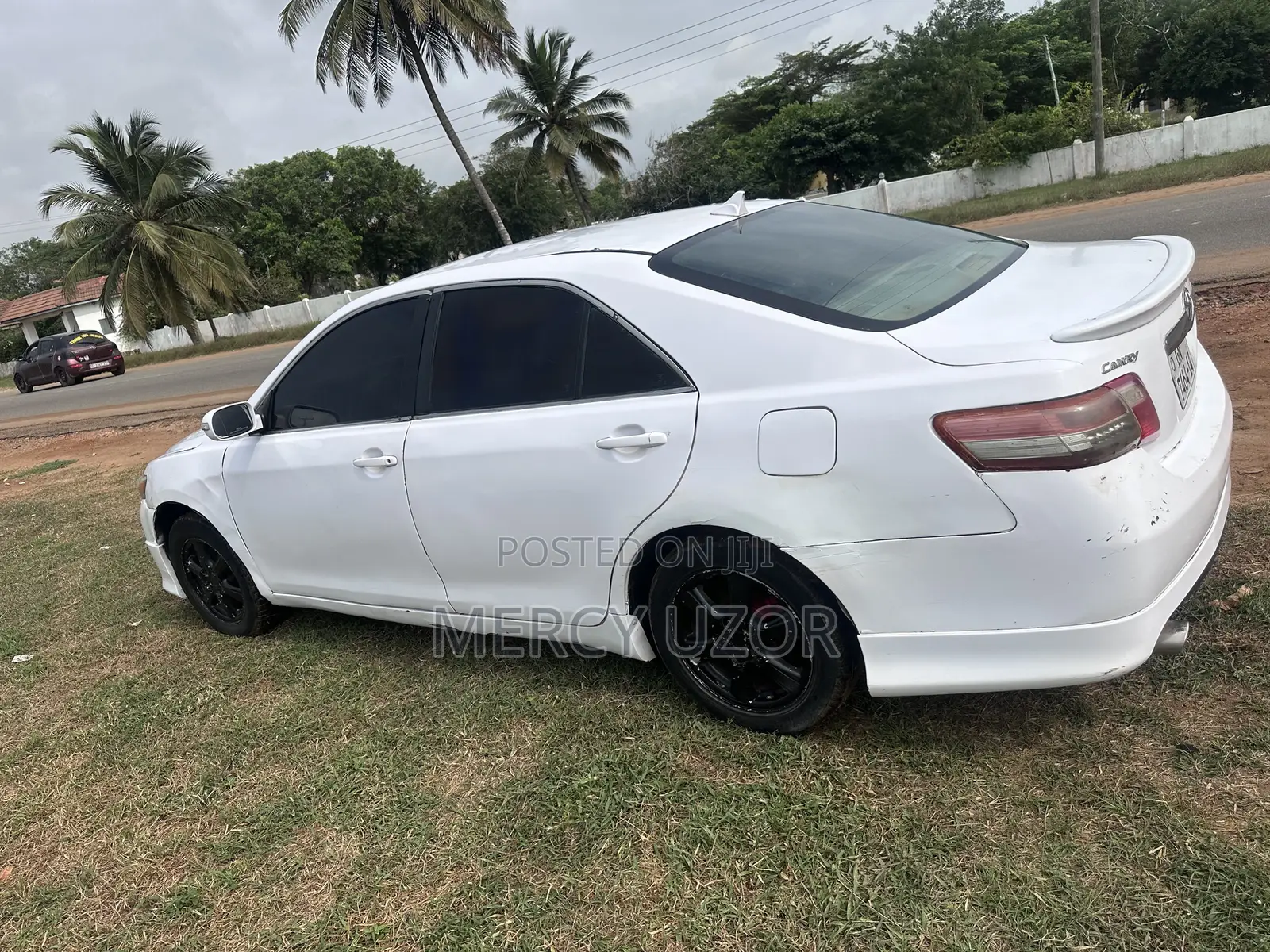 Toyota Camry SE 4dr Sedan (2.5L 4cyl 6AM) 2010 White