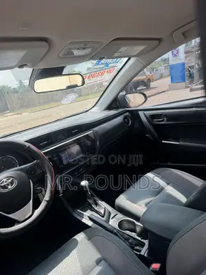 Toyota Corolla 2018 Red