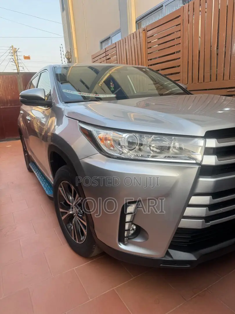 Toyota Highlander 2019 Silver