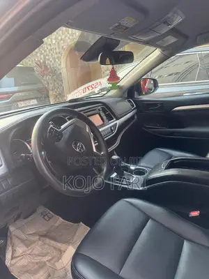 Toyota Highlander 2019 Silver