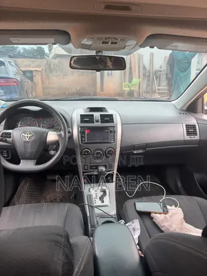 Toyota Corolla 2013 Gray