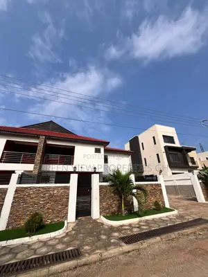4bdrm Duplex in East Legon for rent