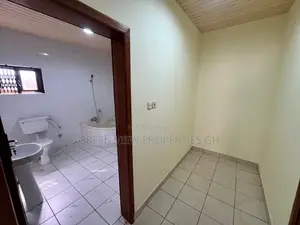 4bdrm Duplex in East Legon for rent