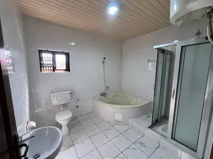 4bdrm Duplex in East Legon for rent