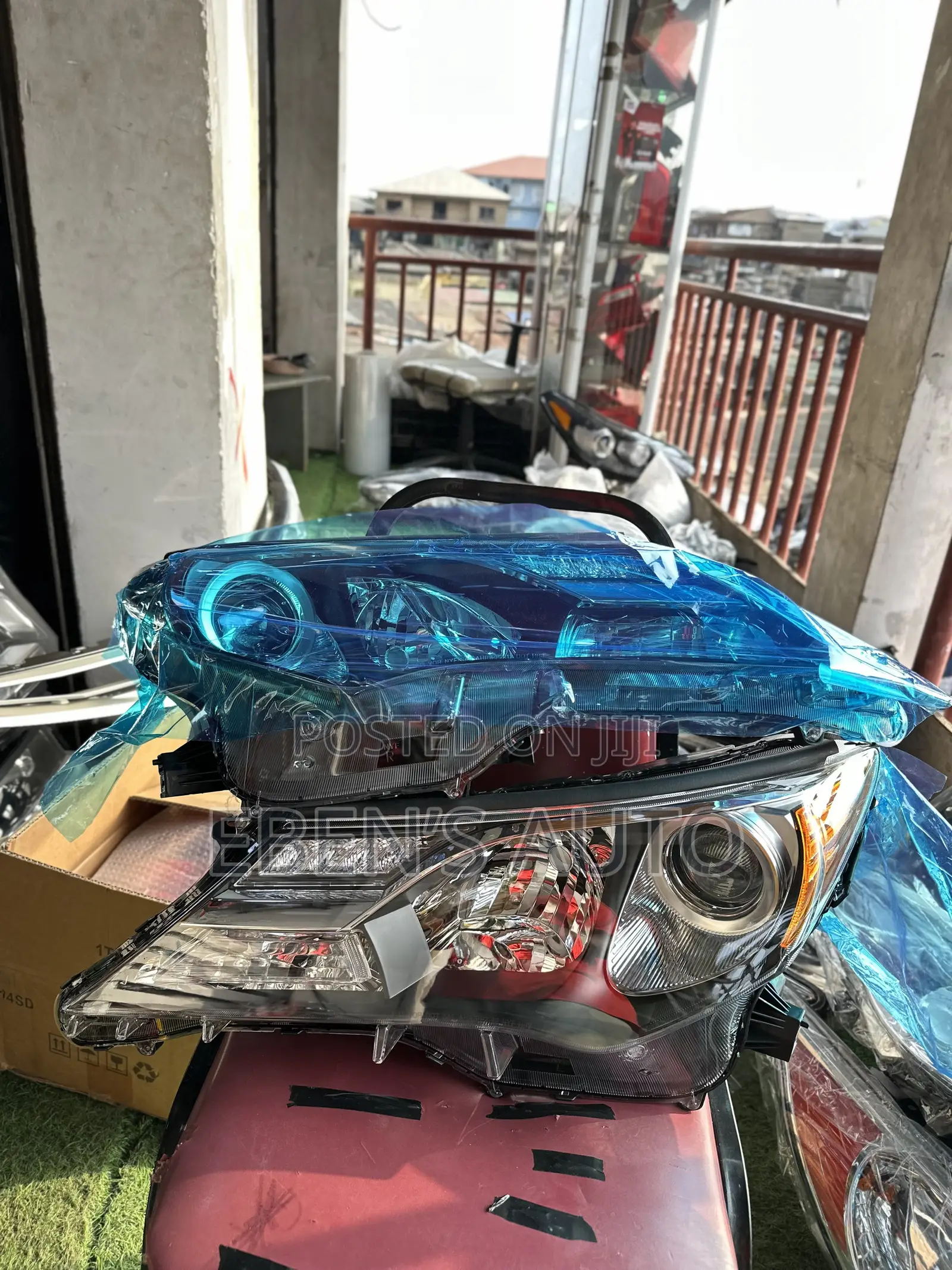 Toyota RAV4 2015 Model Headlights