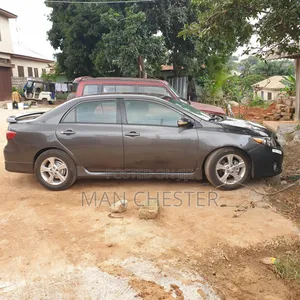 Toyota Corolla 2013 Black