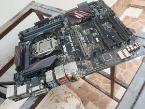ASUS Motherboard With I5-7500