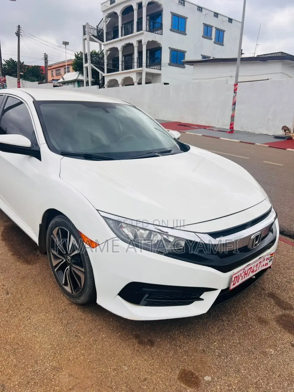 Honda Civic LX 4dr Sedan (2.0L 4cyl) 2016 White