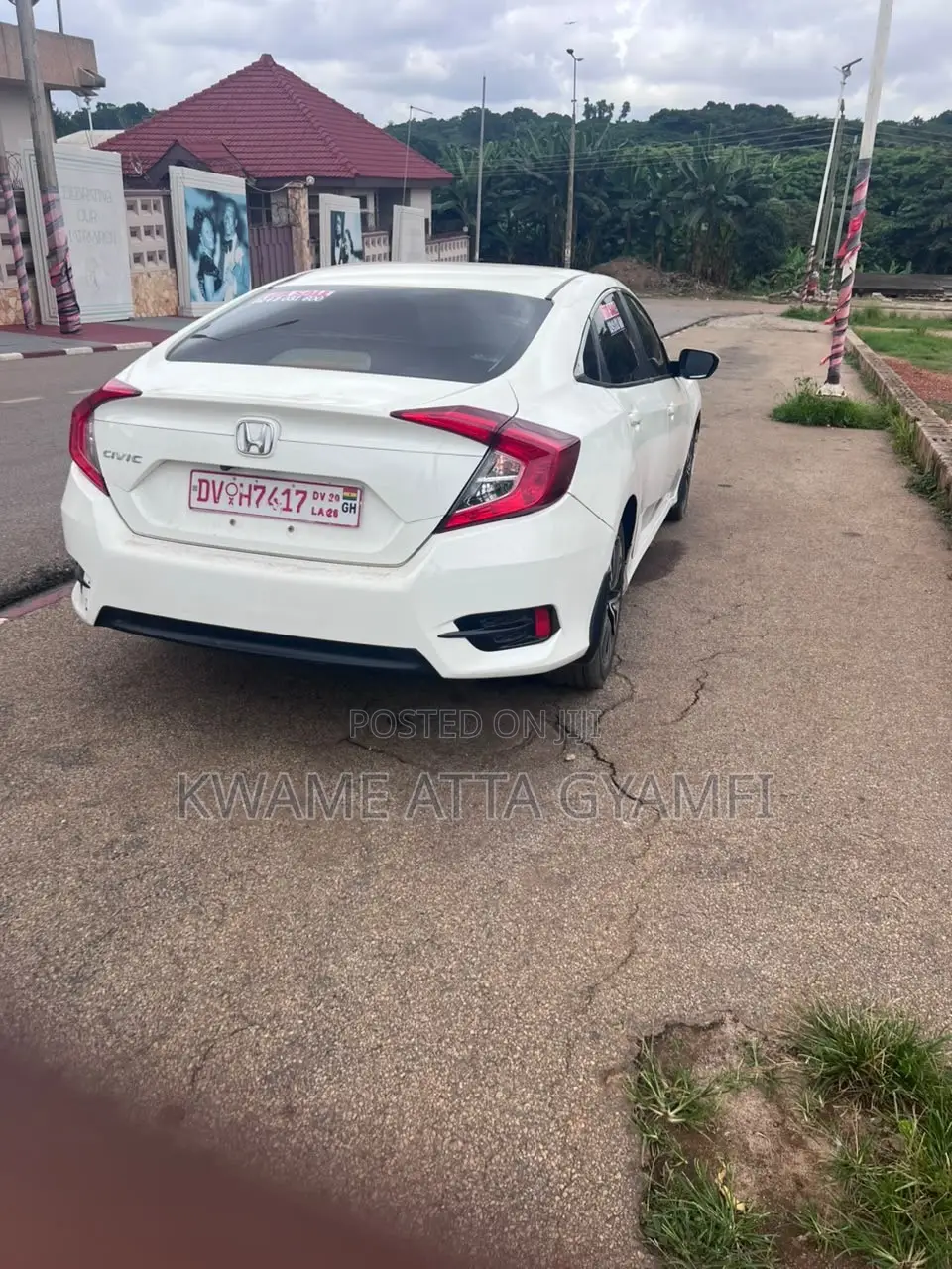 Honda Civic LX 4dr Sedan (2.0L 4cyl) 2016 White