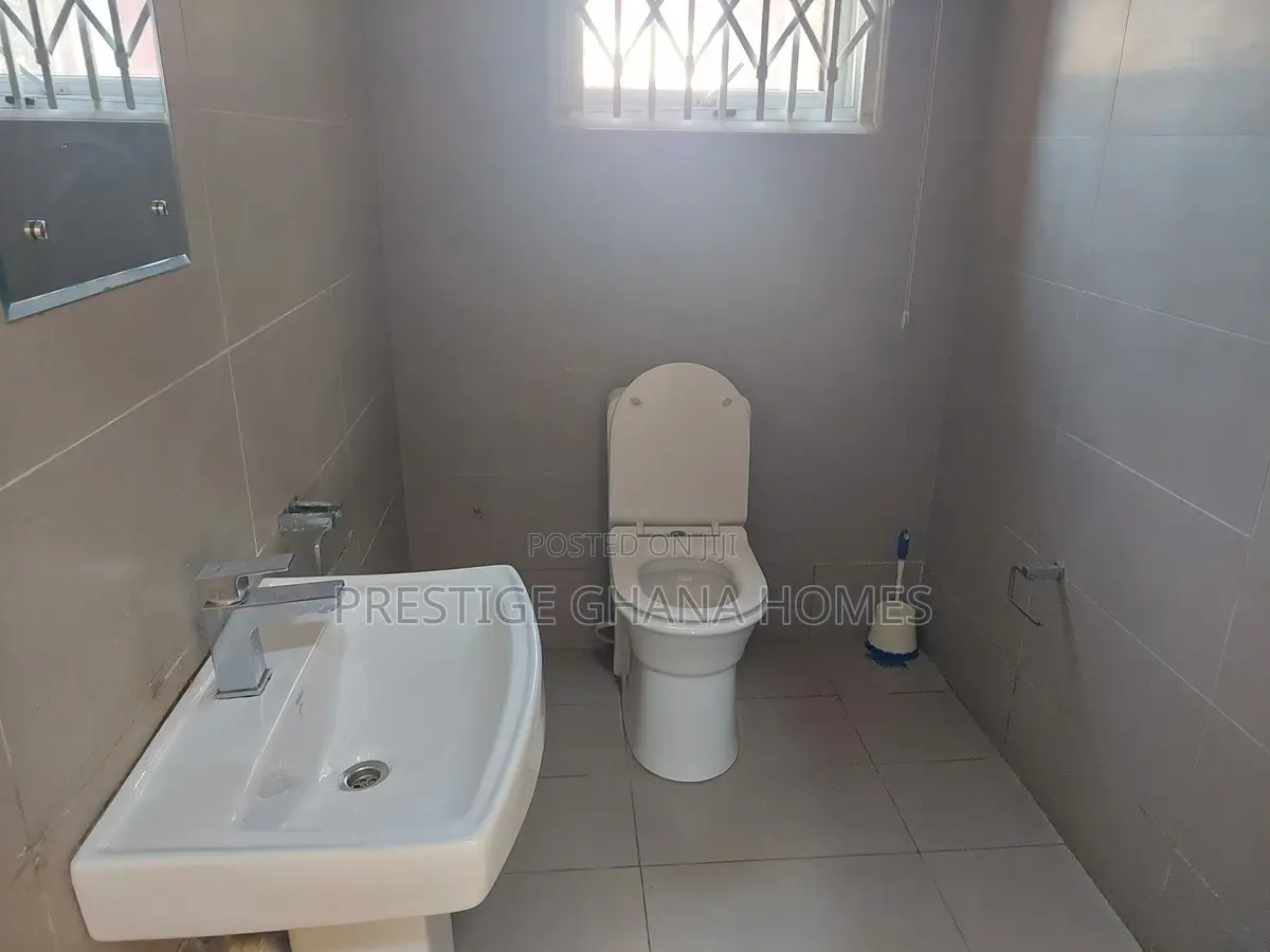 Furnished 3bdrm Apartment in US Embassy Area for rent