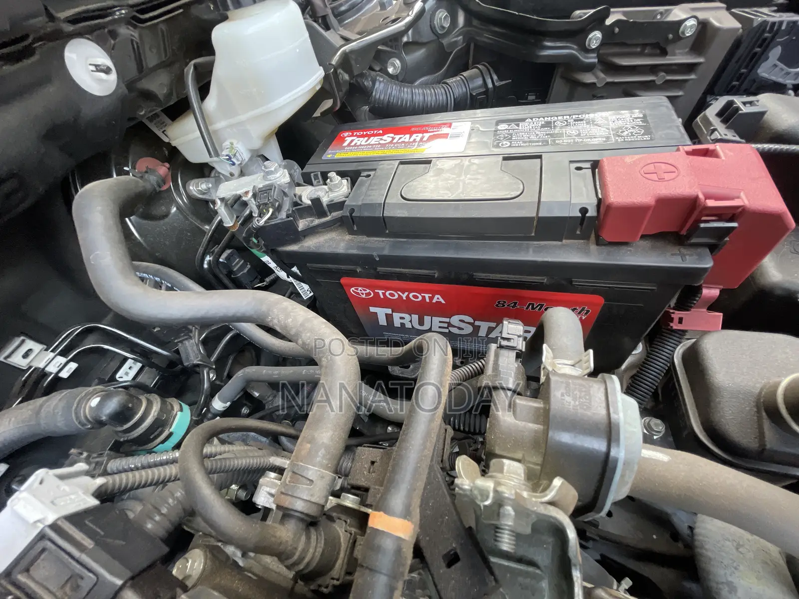 Toyota RAV4 XLE 2021 Gray