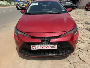 Toyota Corolla LE 2021 Red