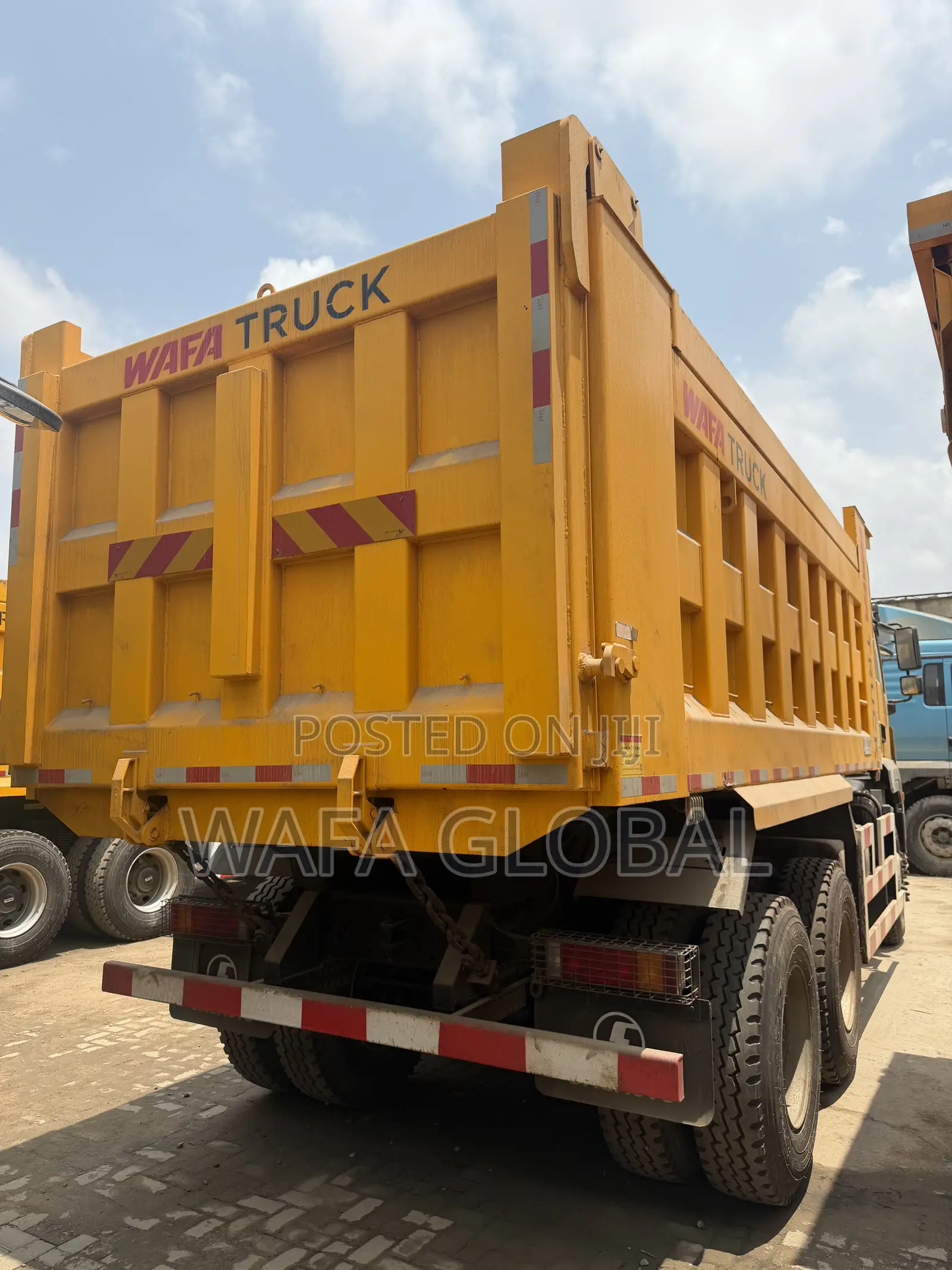 Tipper Truck