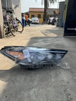 Hyundai Tucson 2019-2021 Headlight Lamp Normal Available