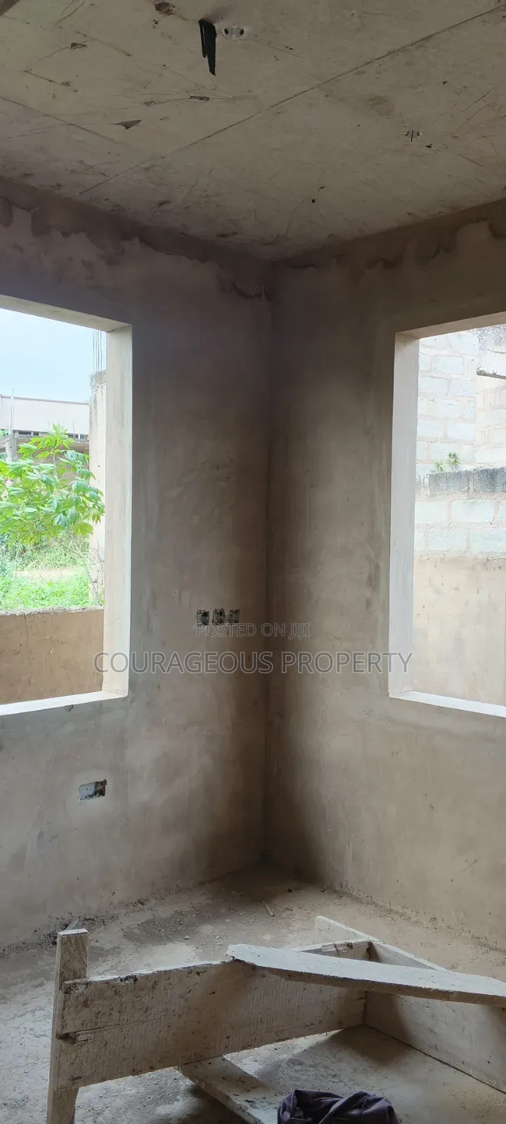 4bdrm House in Second Chance Area, Pokuase for sale
