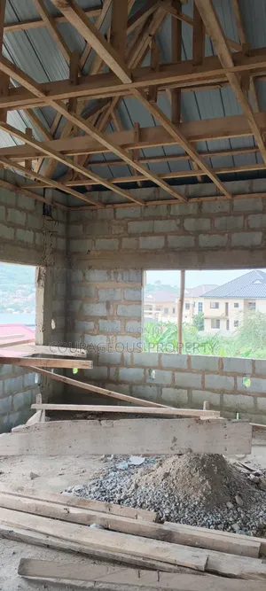 4bdrm House in Second Chance Area, Pokuase for sale