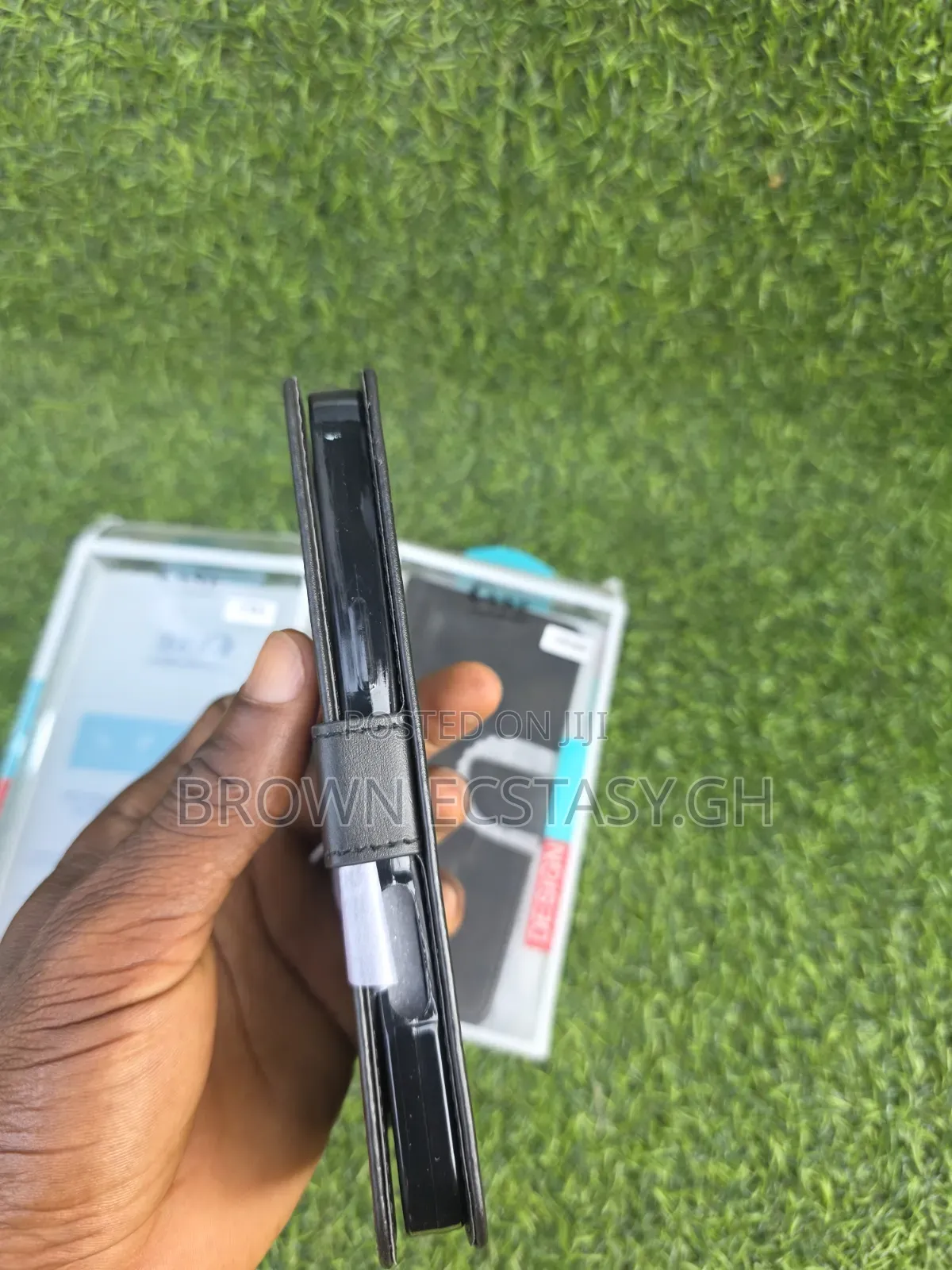 iPhone 16 Pro Max/ 17 Pro Max Leather Flip Case