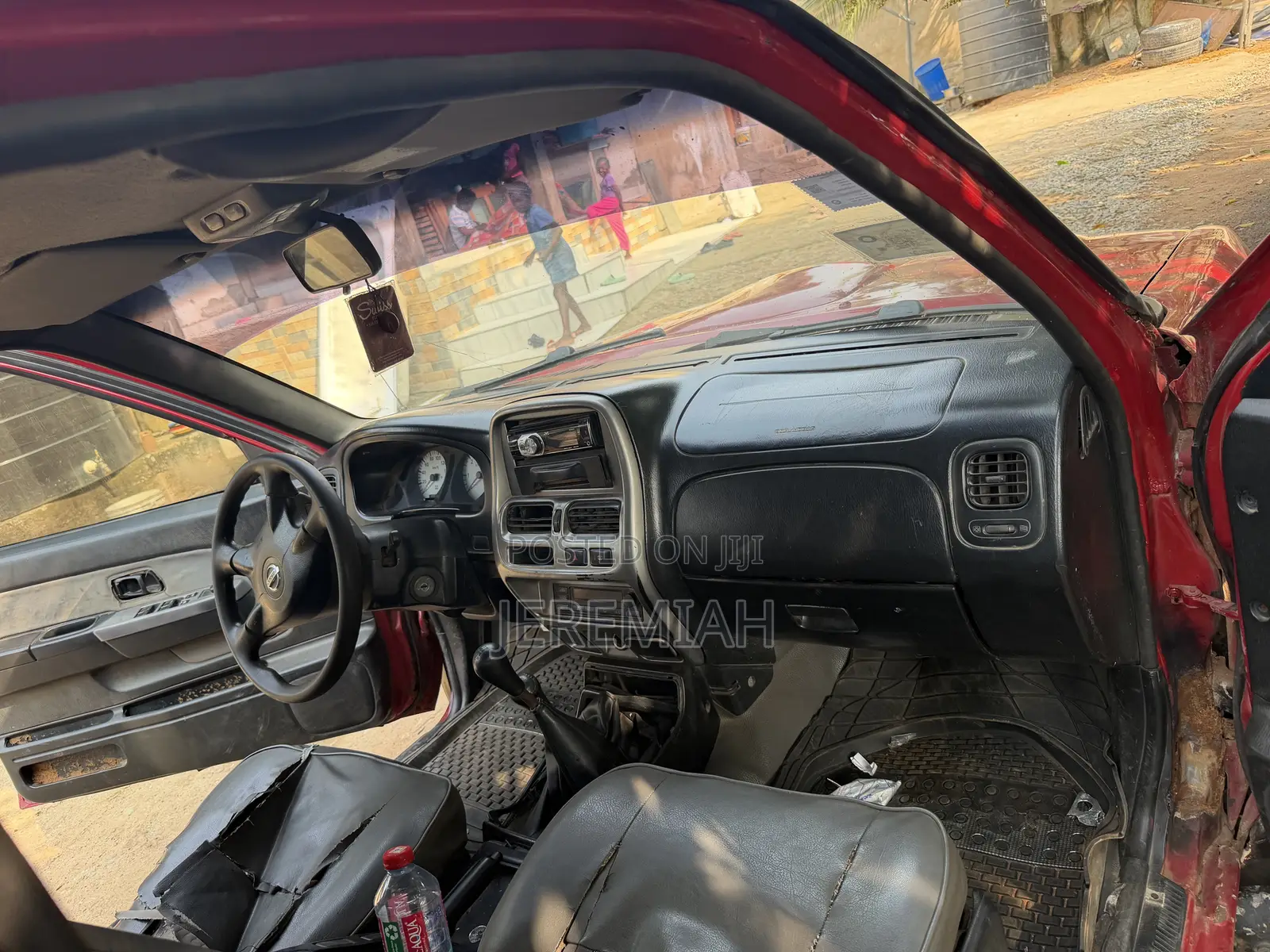 Nissan Navara 2009 Red