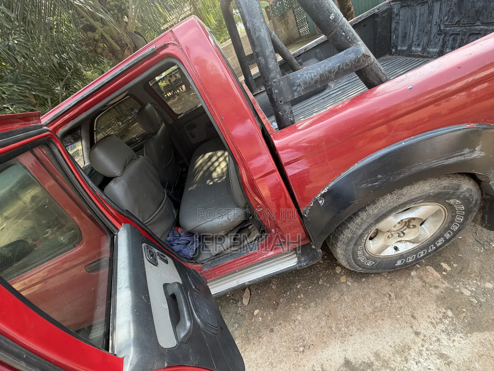 Nissan Navara 2009 Red