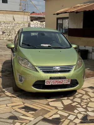 Ford Fiesta SE Sedan 2012 Green
