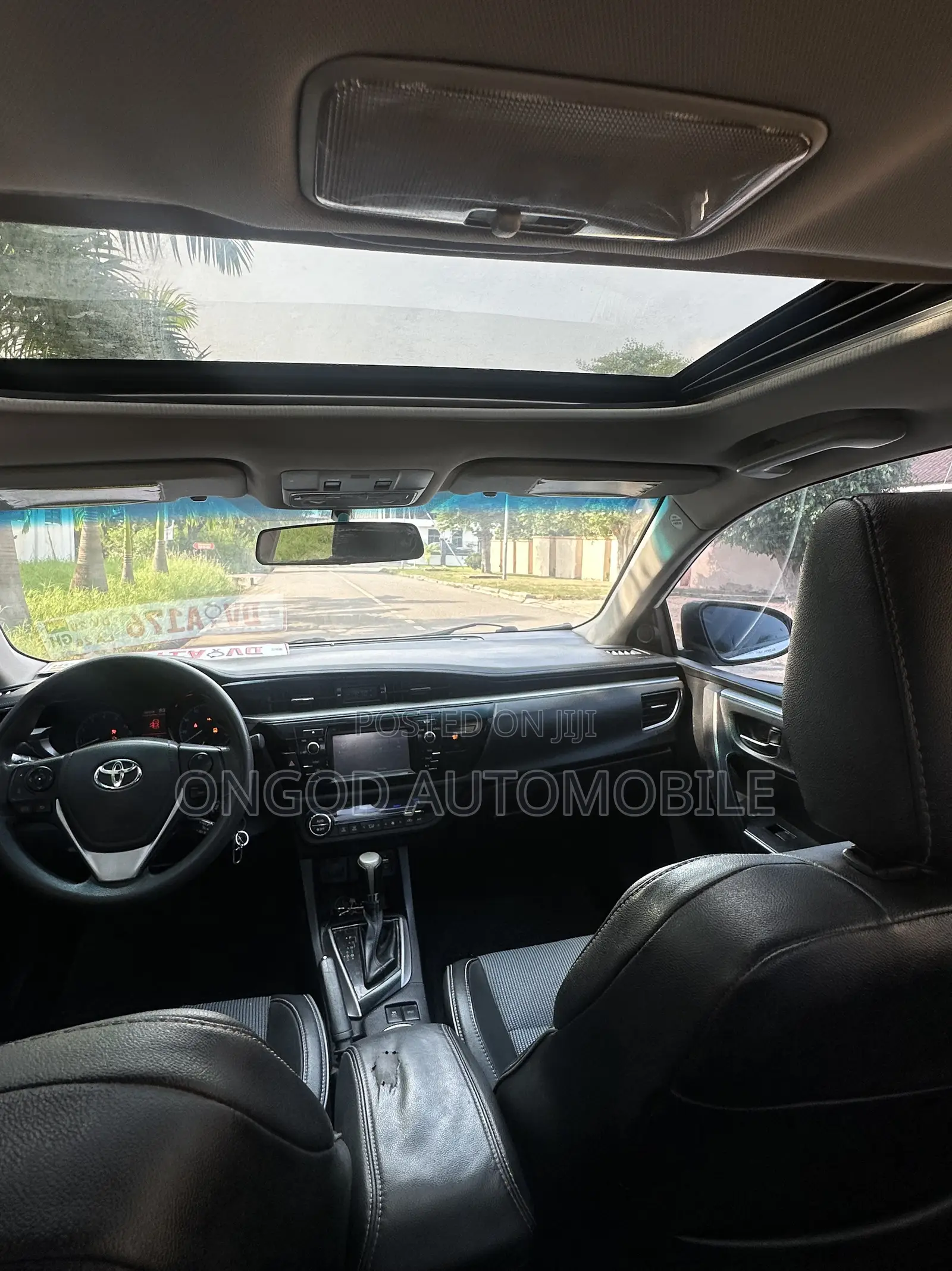 Toyota Corolla S 4dr Sedan (1.8L 4cyl CVT) 2015 White